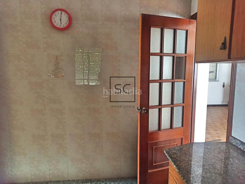 Foto cff8ec95-4c82-4127-8c1d-230729b28f44. Casa con parcheggio in Sedes - Pedroso - Doso Narón