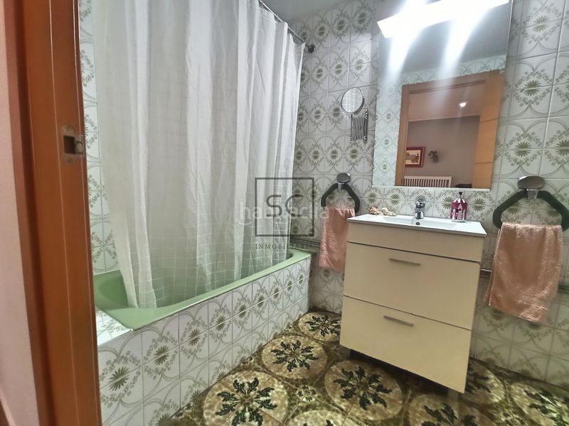 Foto 228885a2-f6ca-4107-9182-f3f3f2009cee. Casa adossada amb calefacció aparcament a Área Rural Ferrol