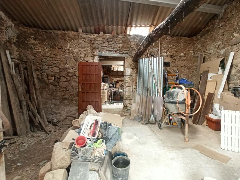 Foto 9d113ace-959d-4219-94c1-050e7a2088a1. Casa adossada amb calefacció aparcament a Área Rural Ferrol