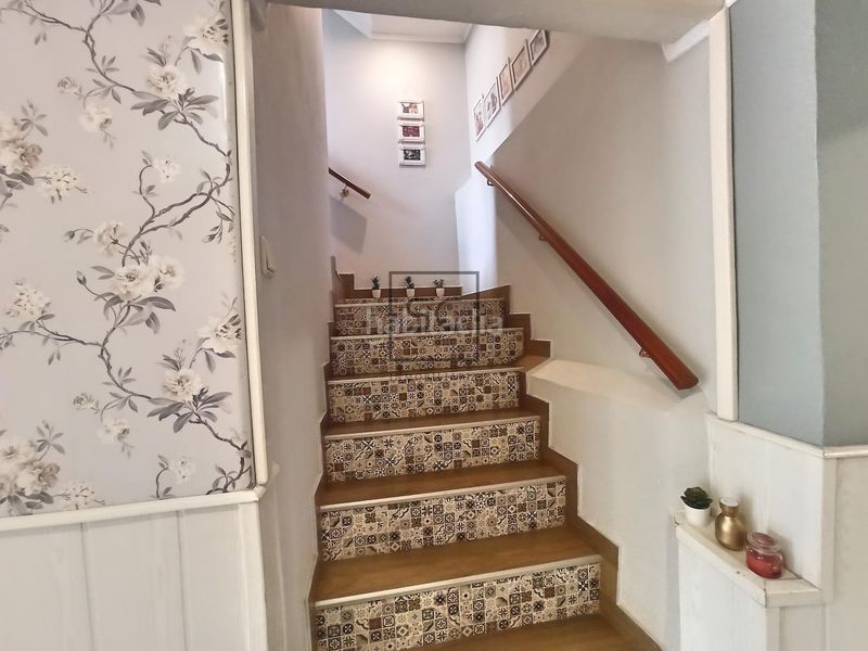 Foto a1f9a508-1292-43ac-9610-62f7906147d6. Casa adossada amb calefacció aparcament a Área Rural Ferrol