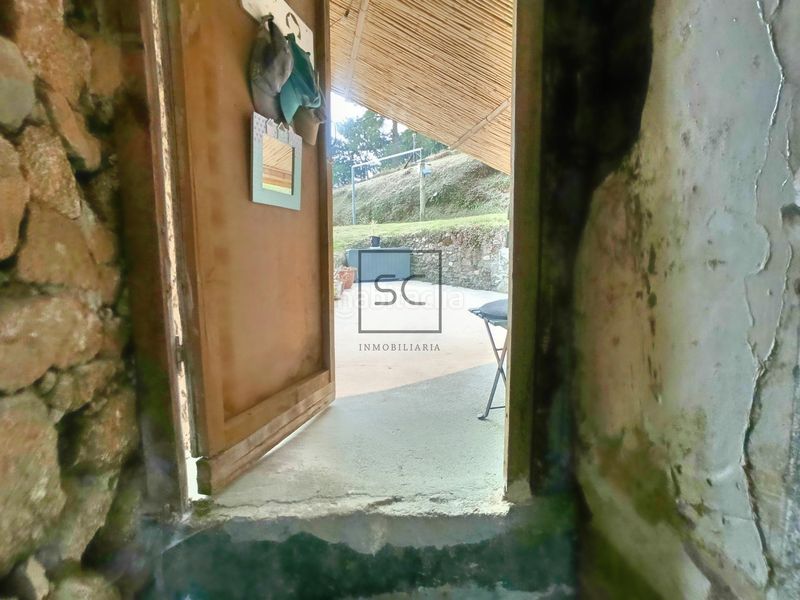 Foto b3e2a82e-12b1-45da-876d-5ae59b596bb8. Casa adossada amb calefacció aparcament a Área Rural Ferrol