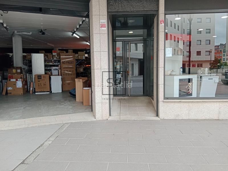 Foto 2d53bc78-8697-4117-b029-e628a5b6149a. Affitto locale commerciale in Piñeiros - Freixeiro Narón