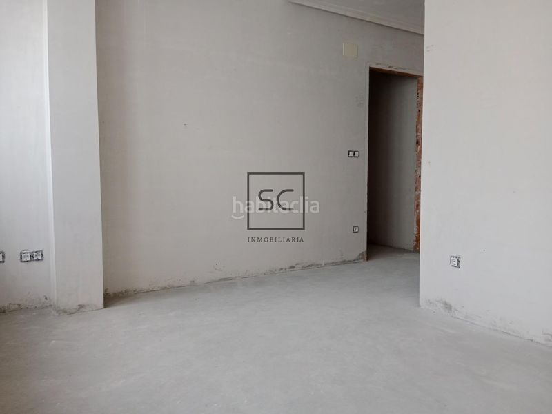 Foto a80249af-ecd3-483e-ae03-523f18e29d76. Pis a Centro Ferrol