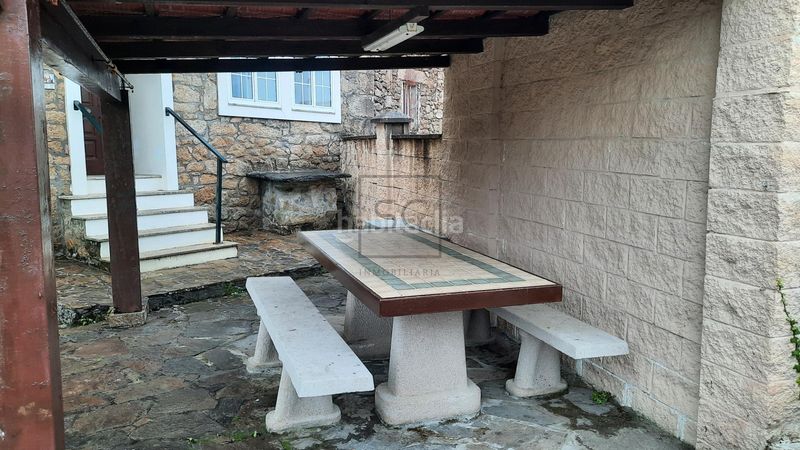 Foto c8013007-82ca-4a84-97ed-618dbfe3ab1b. Masia amb calefacció a Área Rural Ferrol