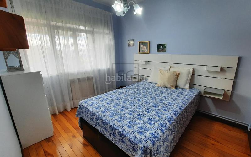 Foto 44b64d5d-5ed1-4444-b374-6f3a5760cfd1. Piso amplio piso zona ayuntamiento en Alto del Castaño Narón