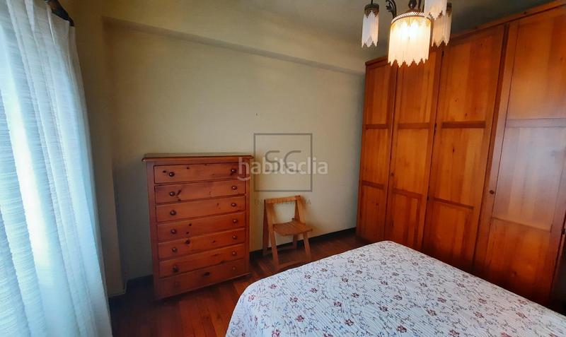 Foto 8ae3b79a-a7fe-46b1-8995-cb63bf6b7ce3. Piso amplio piso zona ayuntamiento en Alto del Castaño Narón