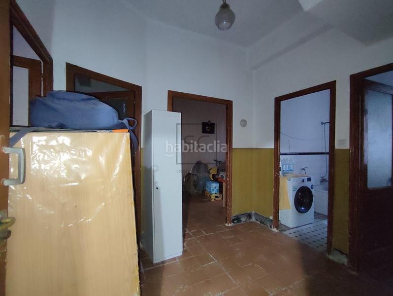 Foto fc38b523-634d-4dcc-8228-9f59e30b796b. Casa pareado de tres alturas en san juan en Fajardo Ferrol