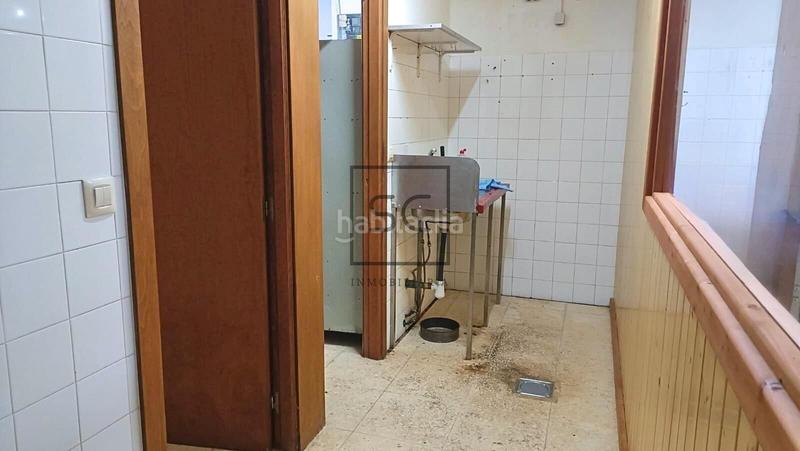 Foto 0cb1edf5-15ce-456a-b379-cf390bcca265. Alquiler local comercial  con sótano en Porta Nova, en Ferrol