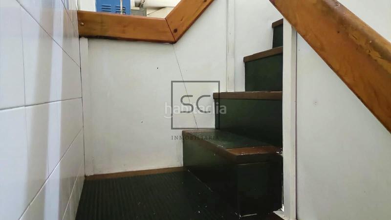 Foto 27d162eb-0673-499a-893a-2027d4e6146d. Lloguer local comercial a Porta Nova Ferrol