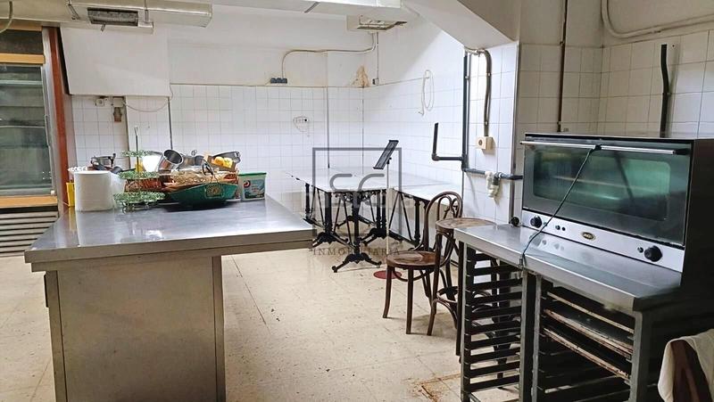 Foto 288d59ea-1d3b-4bac-a1da-7aa70223a7cc. Lloguer local comercial a Porta Nova Ferrol