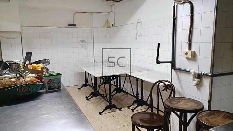 Foto a2567725-cee0-4912-9e22-905a56632645. Lloguer local comercial a Porta Nova Ferrol