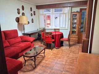 Appartement à Fene. Amplio piso más local comercial en fene