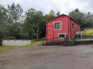 Maison à San Sadurniño. Se vende casa con piscina en ferreirasan sadurniño