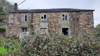 Mas  Lugar o sumeiro. Casa de piedra para rehabilitar en san sadurniño