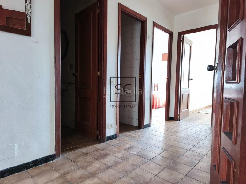 Foto 022e9f46-8708-4580-ae66-b9fc514f6eba. Edificio  completo en as pontes en Pontes de García Rodríguez (As)