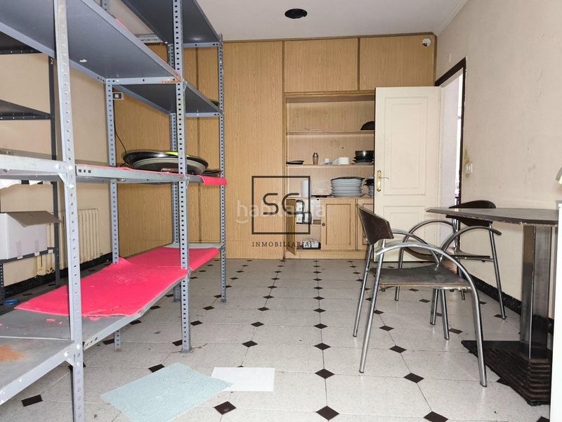 Foto b222628a-749e-4f12-96cb-6eac3d8134c0. Edificio  completo en as pontes en Pontes de García Rodríguez (As)