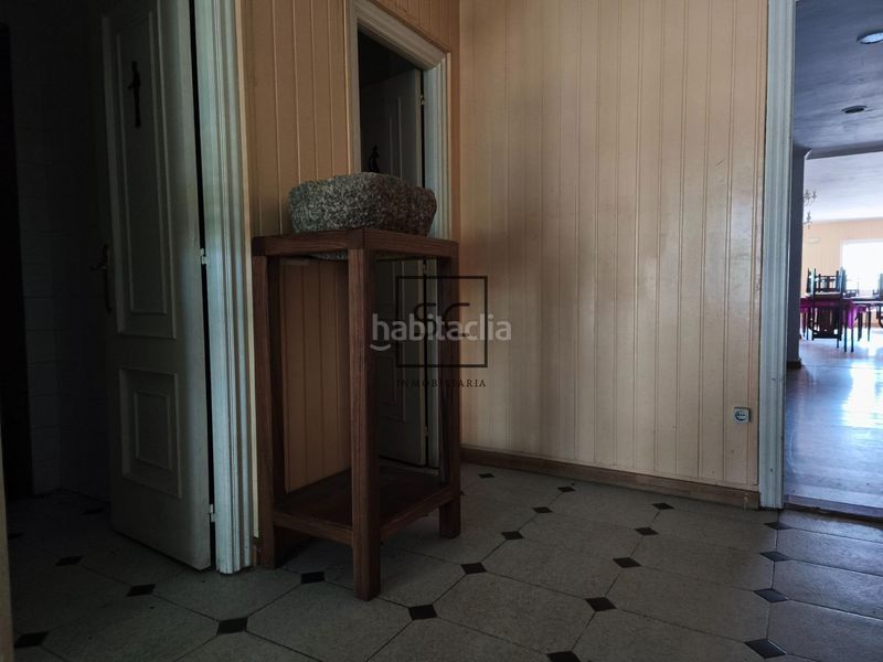 Foto dc4edfad-47c6-446a-add0-39fd7cc8400d. Edificio  completo en as pontes en Pontes de García Rodríguez (As)