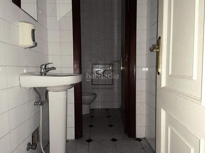 Foto dd71206f-2a11-4753-a6de-ae9990b58923. Edificio  completo en as pontes en Pontes de García Rodríguez (As)