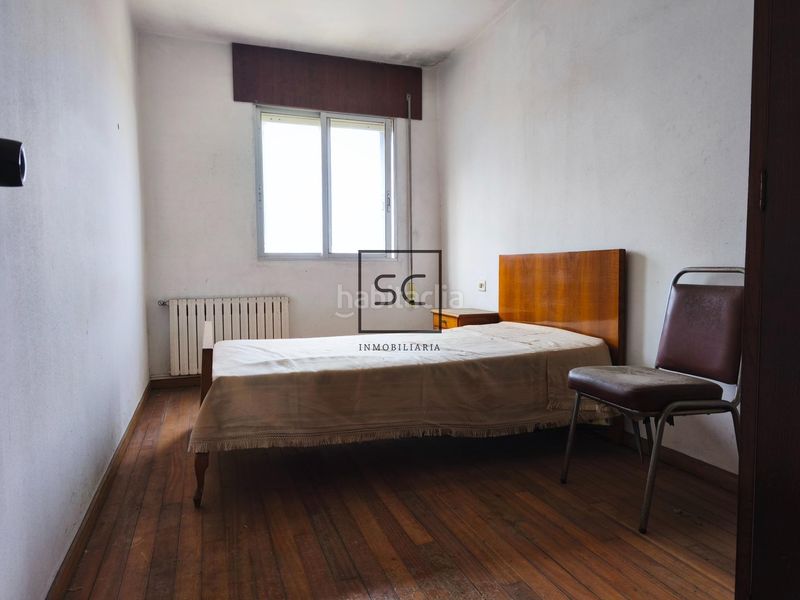 Foto f57c2471-61b3-4c82-bebb-e3574f959990. Edificio  completo en as pontes en Pontes de García Rodríguez (As)