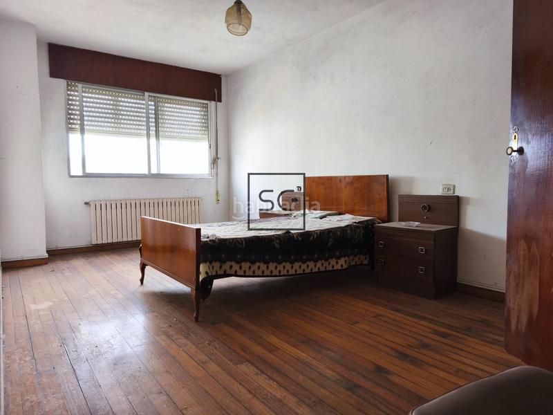 Foto fdba0bef-9df6-4356-a8dd-c9d9a8ab7eb9. Edifici a Pontes de García Rodríguez (As)