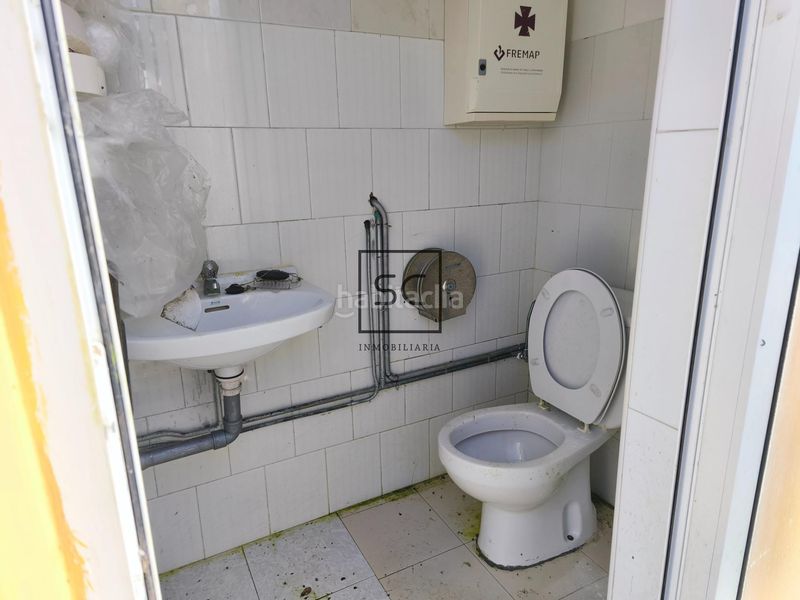 Foto 33a5dc51-79d4-4b60-ac63-43a86425e915. Casa amb calefacció aparcament piscina a Área Rural Ferrol