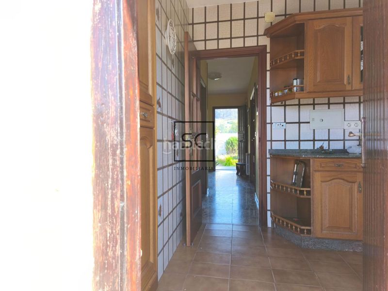 Foto 7bd3e09d-d5e4-458a-a2aa-935ba3f25b1f. Casa amb calefacció aparcament piscina a Área Rural Ferrol