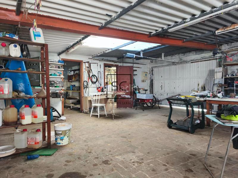 Foto 0efaffa3-1e70-42c5-8c63-64ec82407302. Casa amb calefacció aparcament piscina a Área Rural Ferrol