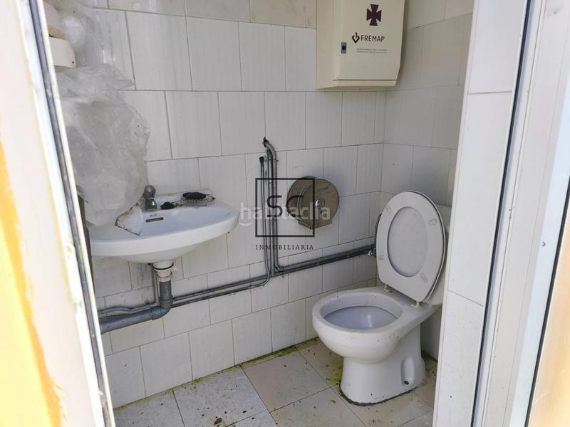 Foto 7bde0df4-02be-41f3-a038-863d03e05c07. Casa amb calefacció aparcament piscina a Área Rural Ferrol