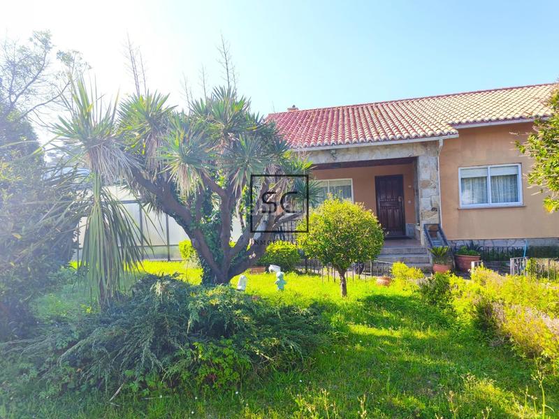 Foto c2f450f2-ad0d-4fbd-882f-07cda128a8af. Casa amb calefacció aparcament piscina a Área Rural Ferrol