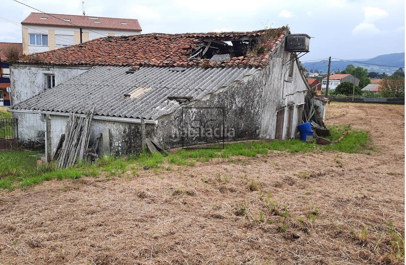Foto b61f8a31-ecc9-47dc-ab51-c3b0429ee72e. Masia a Piñeiros - Freixeiro Narón