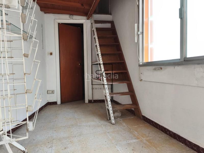 Foto 1e760f55-a452-4dcc-899c-3d7b368edb61. Lloguer local comercial a Porta Nova Ferrol