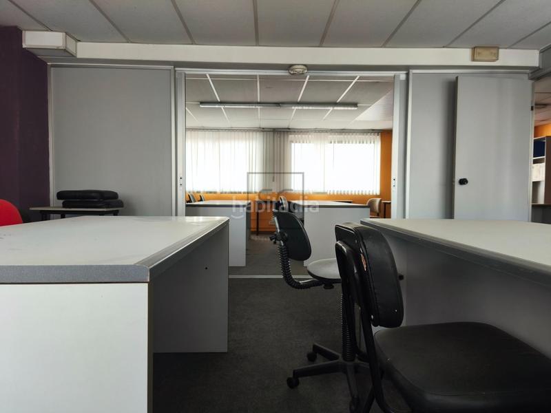 Foto db7a7256-4144-4312-b5e7-9c72c332a41c. Rent business premise in Porta Nova Ferrol