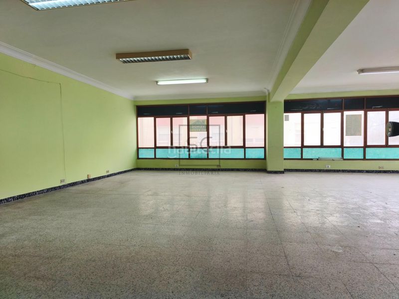 Foto 2a074cbf-700d-4ad7-9fdf-d7f0bbd44851. Local comercial a Porta Nova Ferrol