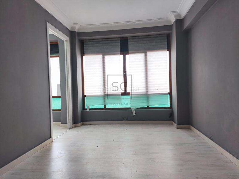 Foto 7c579092-23c1-454c-828a-83650e25467f. Local comercial a Porta Nova Ferrol