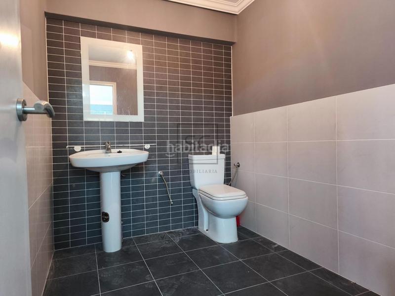 Foto df127df1-3b33-40de-94f3-b352c448b852. Local comercial a Porta Nova Ferrol