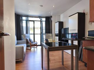 Estudi  Real. Estudio con ascensor y trastero en ares