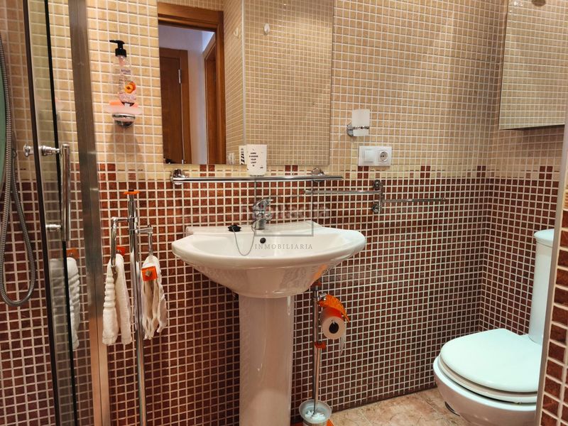 Foto 5f3f7298-1429-4a8e-889b-49e9d638977f. Estudi a Ares