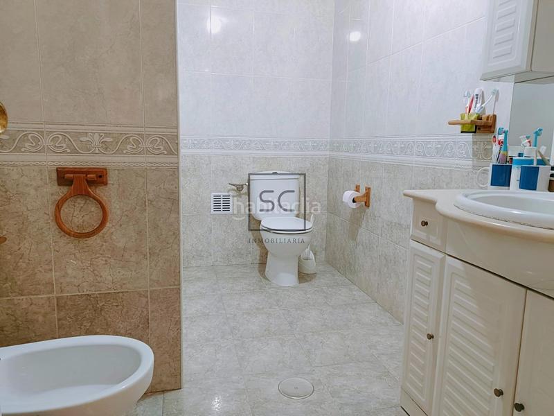 Foto 12243d0b-49ca-4a3f-86fe-162ef94f9879. Casa amb calefacció aparcament a Piñeiros - Freixeiro Narón