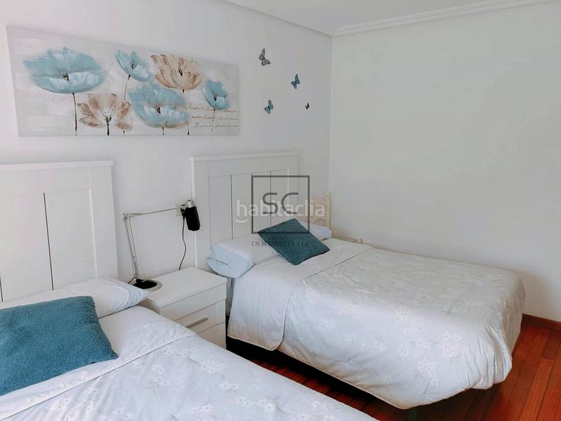 Foto 49030731-5f92-4df1-8cdd-0e52c8dca0c1. Casa amb calefacció aparcament a Piñeiros - Freixeiro Narón