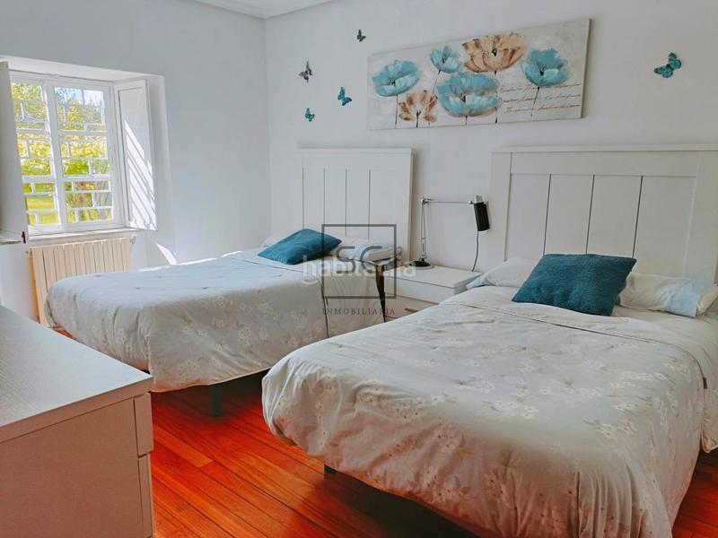 Foto 51b8cb1d-9b3b-4d22-97ec-bd927079066a. Casa amb calefacció aparcament a Piñeiros - Freixeiro Narón