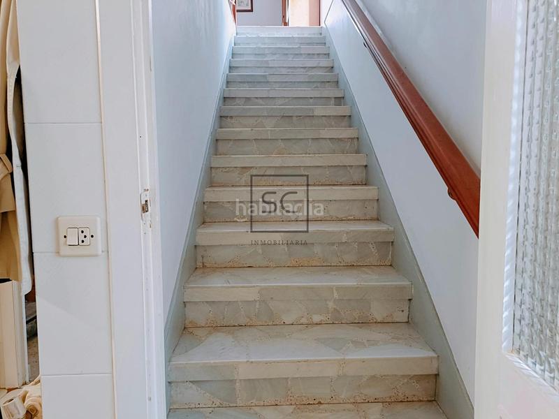 Foto b866f2a0-4158-4311-b7aa-f7c8c0897f44. Casa amb calefacció aparcament a Piñeiros - Freixeiro Narón