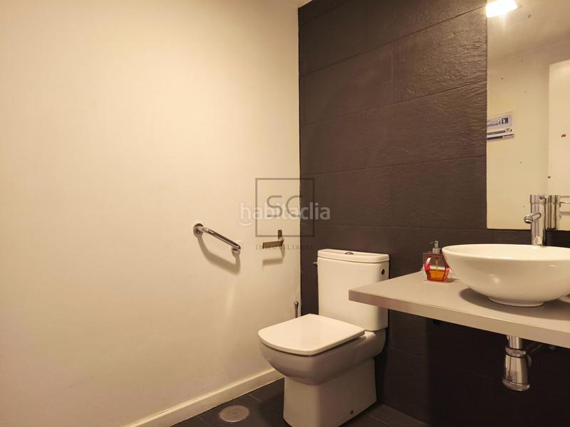 Foto 2d909beb-8f7d-414c-a952-5cd291de2941. Locale commerciale in A Gándara Narón