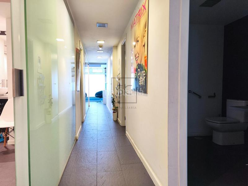 Foto 575dc4ef-b8f6-4b9f-81fe-6bc226a15d5f. Locale commerciale in A Gándara Narón