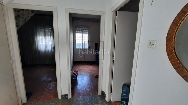 Foto 95920f0c-9805-40e4-8302-47e5083c356f. Casa adossada amb aparcament a Piñeiros - Freixeiro Narón