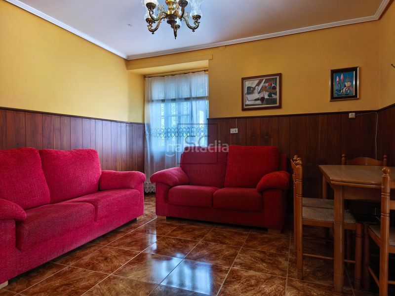 Foto 46e6ef7e-8fc1-4a65-9557-4d71d3752e79. Casa amb calefacció aparcament a Neda