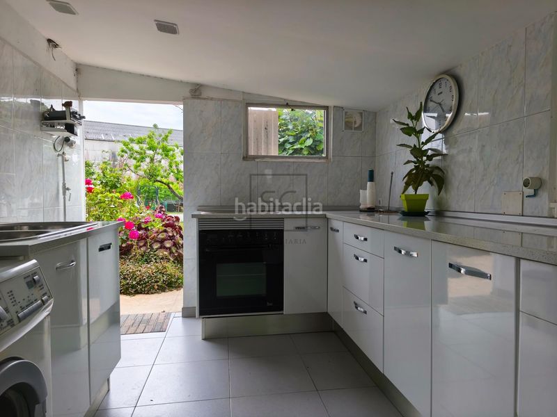 Foto a8acc622-4ebd-4296-81b7-cf25ae12db74. Casa amb calefacció aparcament a Neda