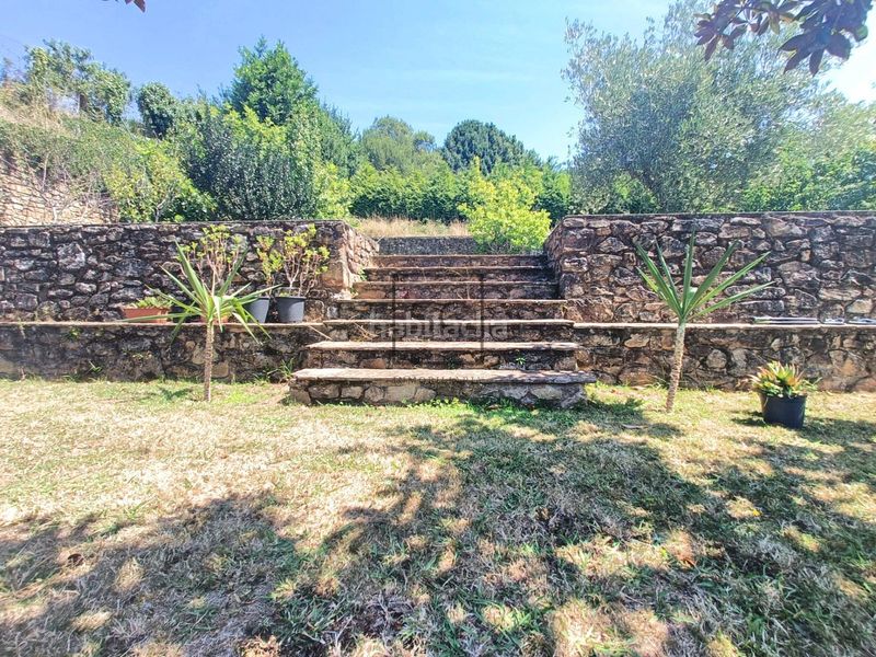 Foto fc462a44-5495-4c26-b574-2b0fd1b1f78d. Casa  de piedra para restaurar con finca edificable en sedes, . en Narón