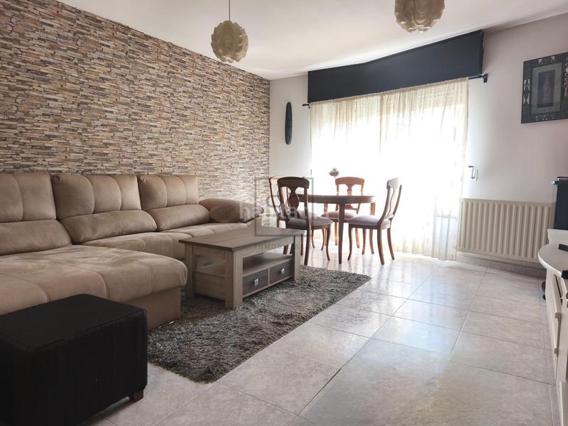 Foto 5e4534d7-ea09-4b0a-8a96-e78d680113de. Apartamento  en Miño