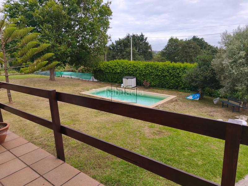 Foto 8f8c416b-7bc5-47eb-83e4-b8bf8ee3ac71. Chalet  con piscina en el raso, en Ares