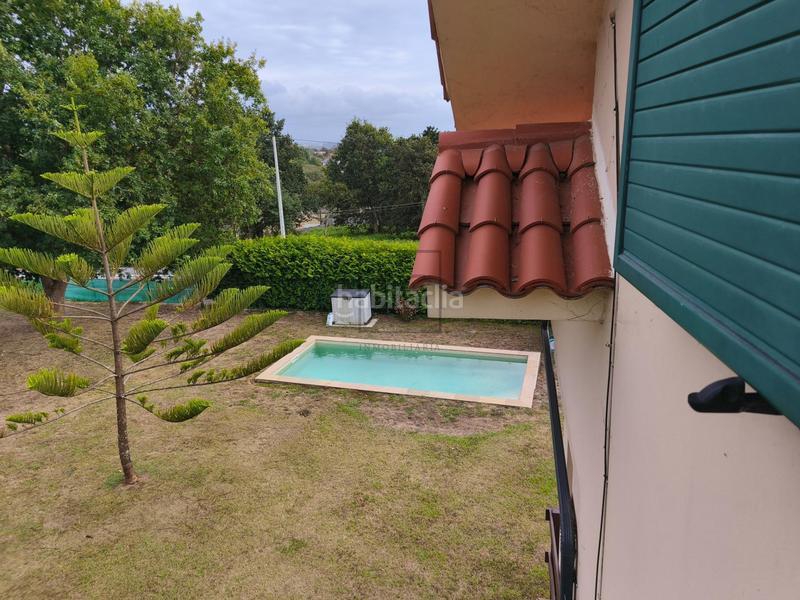 Foto ba366fbc-cbd2-47da-a1fc-35d61c657e9f. Chalet  con piscina en el raso, en Ares